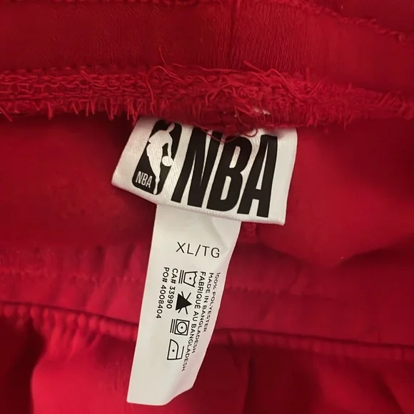 NBA Brand Chicago Bulls Flannel Short - Picture 3 of 4